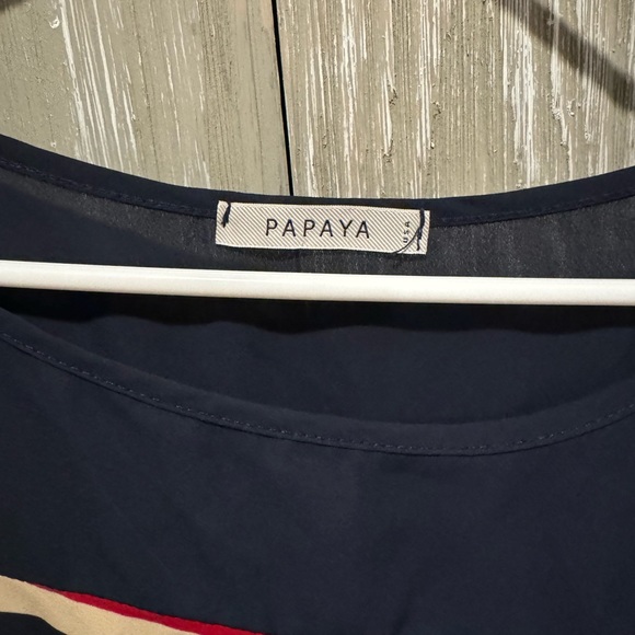 Ladies blouse - Picture 2 of 4